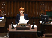 Minister Elżbieta Rafalska w Sejmie, fot. Kancelaria Sejmu/Rafał Zambrzycki